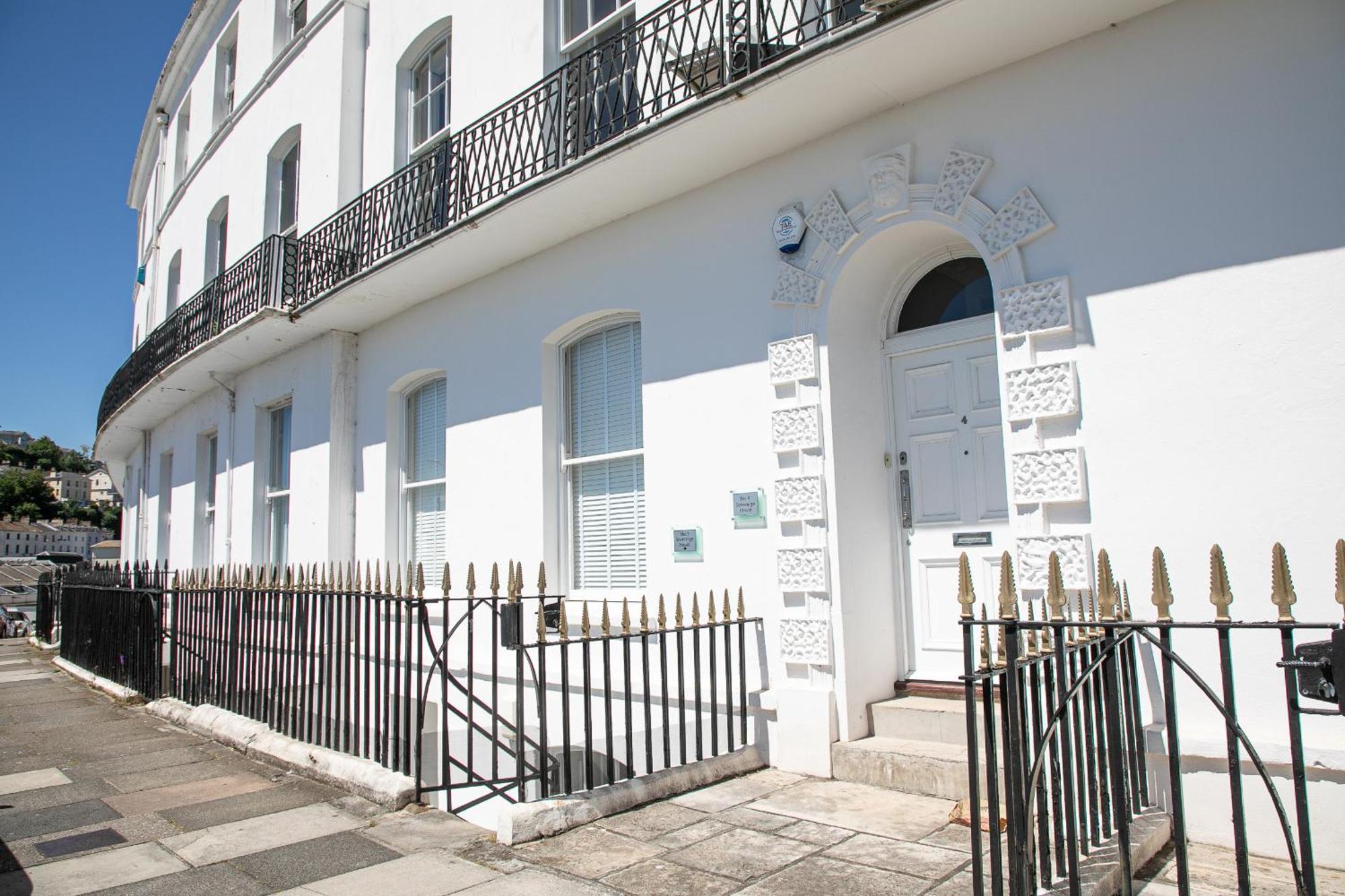 Sovereign House - Close To Harbour With Parking Torquay Eksteriør billede